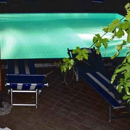 Country Club